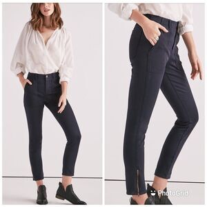 Lucky Brand Girlfriend Utility Pant in Indigo Black Color, Acid‎ washed size 8